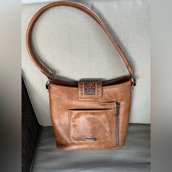 Trinity Ranch Concealed Carry Purse - Picture 3 of 7